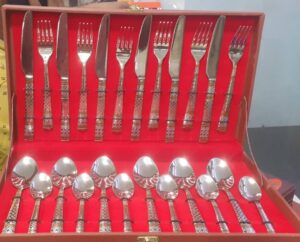 Solo 24 Pcs Box W / Knife